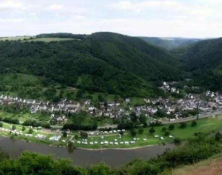 Klemm, /untermosel Daire *
